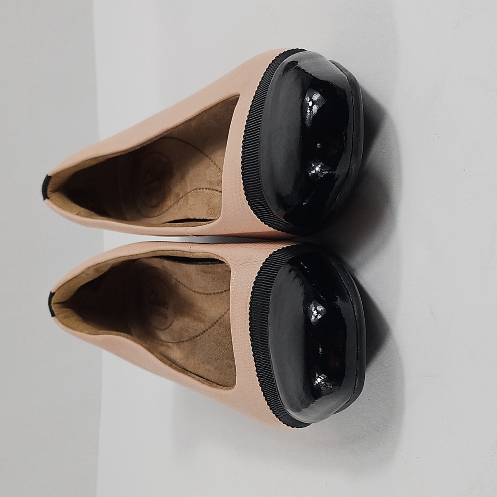 Clarks Artisan Keesha Rosa Leather Pink & Black Snakeskin Cap Toe Slip On Flat - Picture 4 of 16